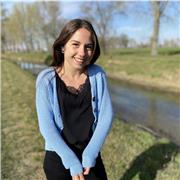 Studentessa universitaria offre ripetizioni per bambini e ragazzi che frequentano elementari e medie